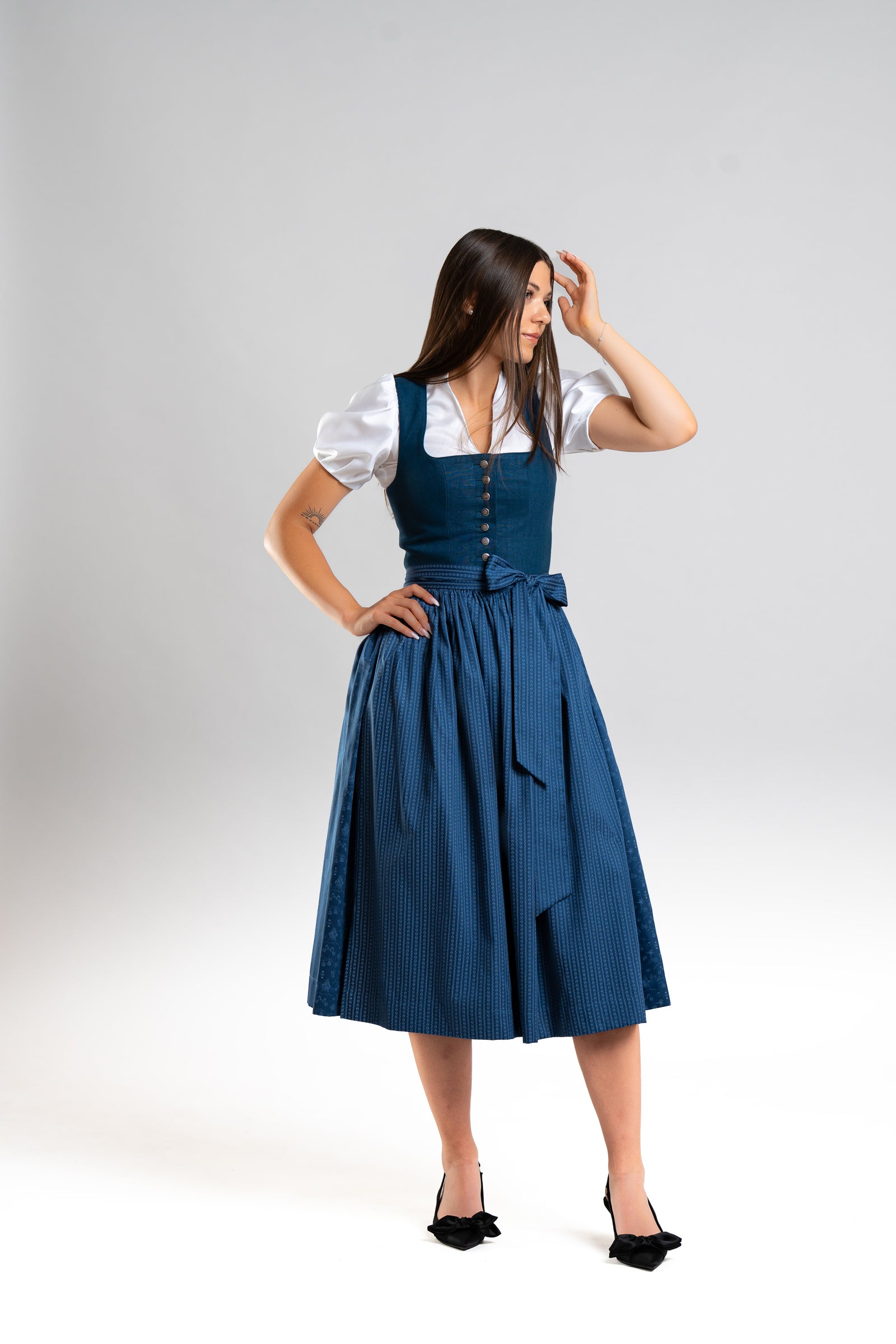 Dirndl Schlossberg in Rauchblau