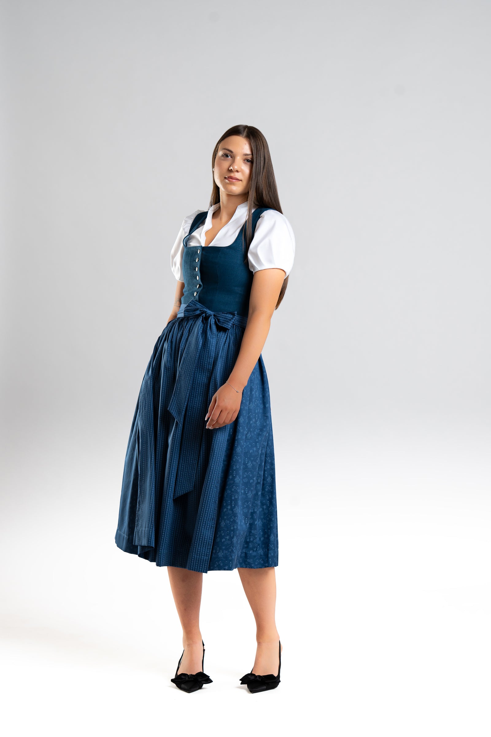 Dirndl Schlossberg in Rauchblau