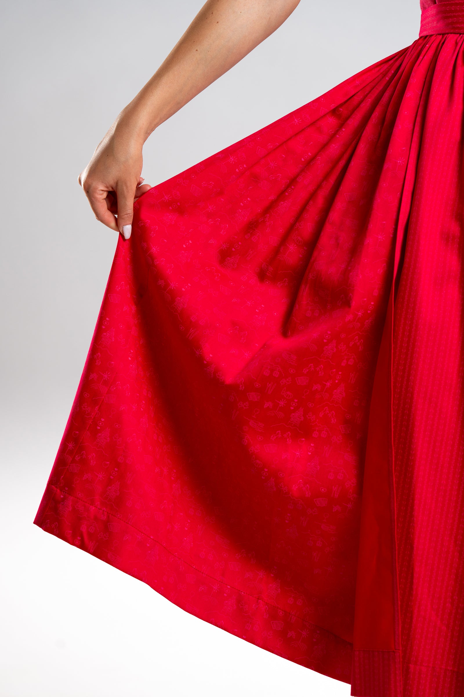 Dirndl Apfelland in Himbeerpink