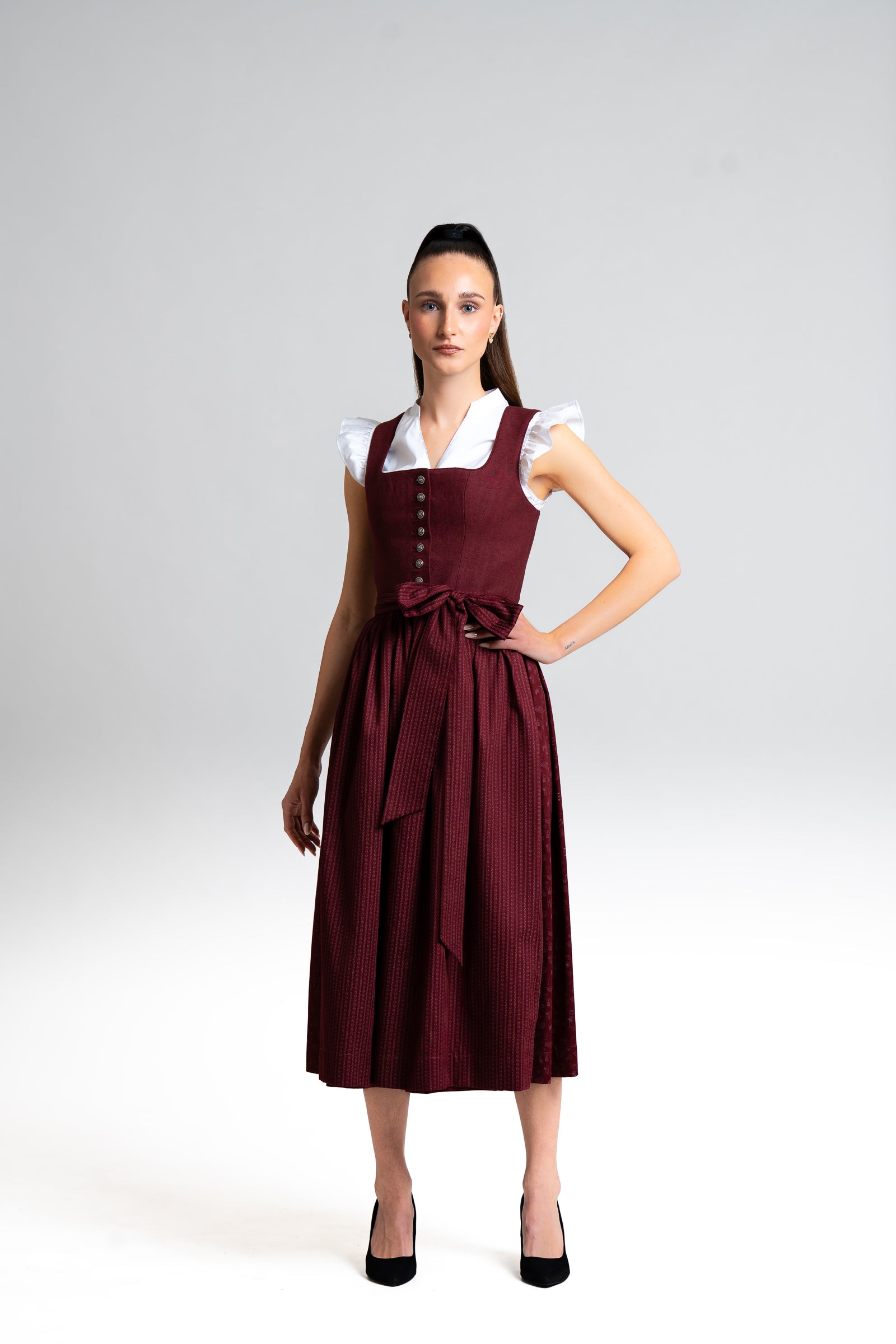 Dirndl Schlossberg in Bordeauxrot